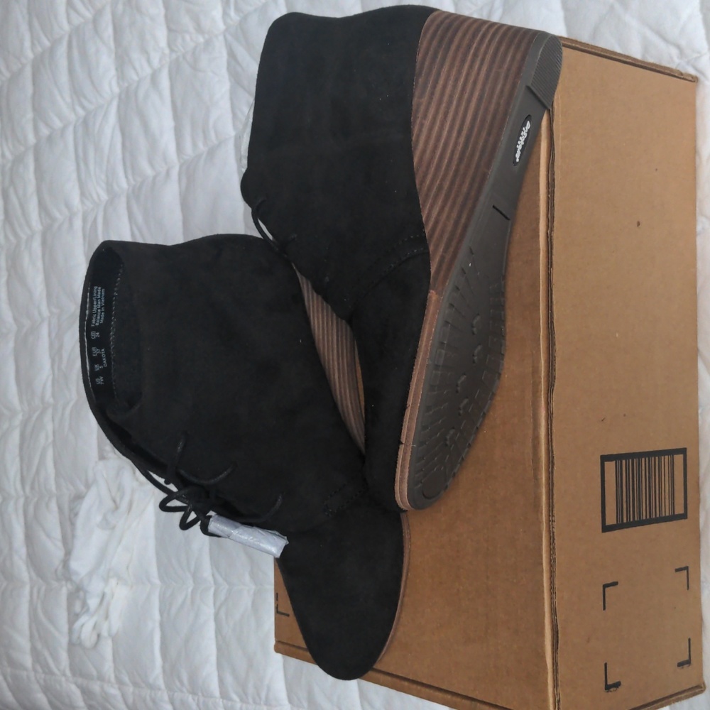 Dr. Scholl's Dakota Wedge